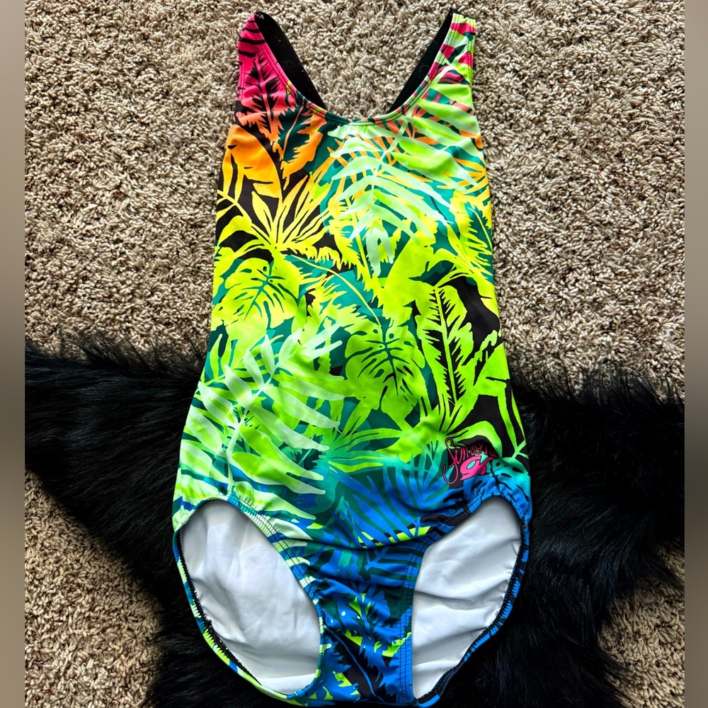 Gymnastics leotard